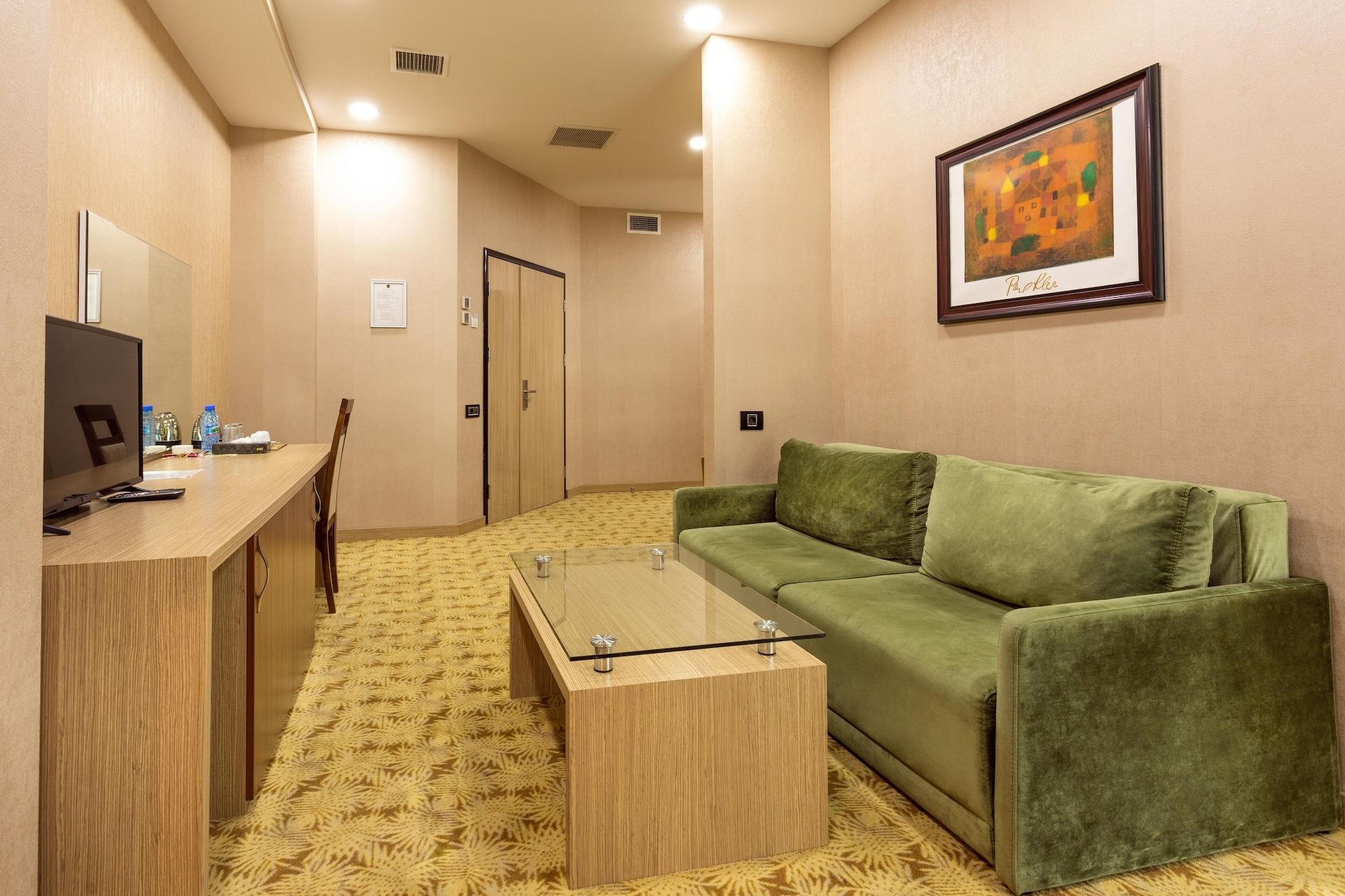 West Shine Hotel Baku Ngoại thất bức ảnh