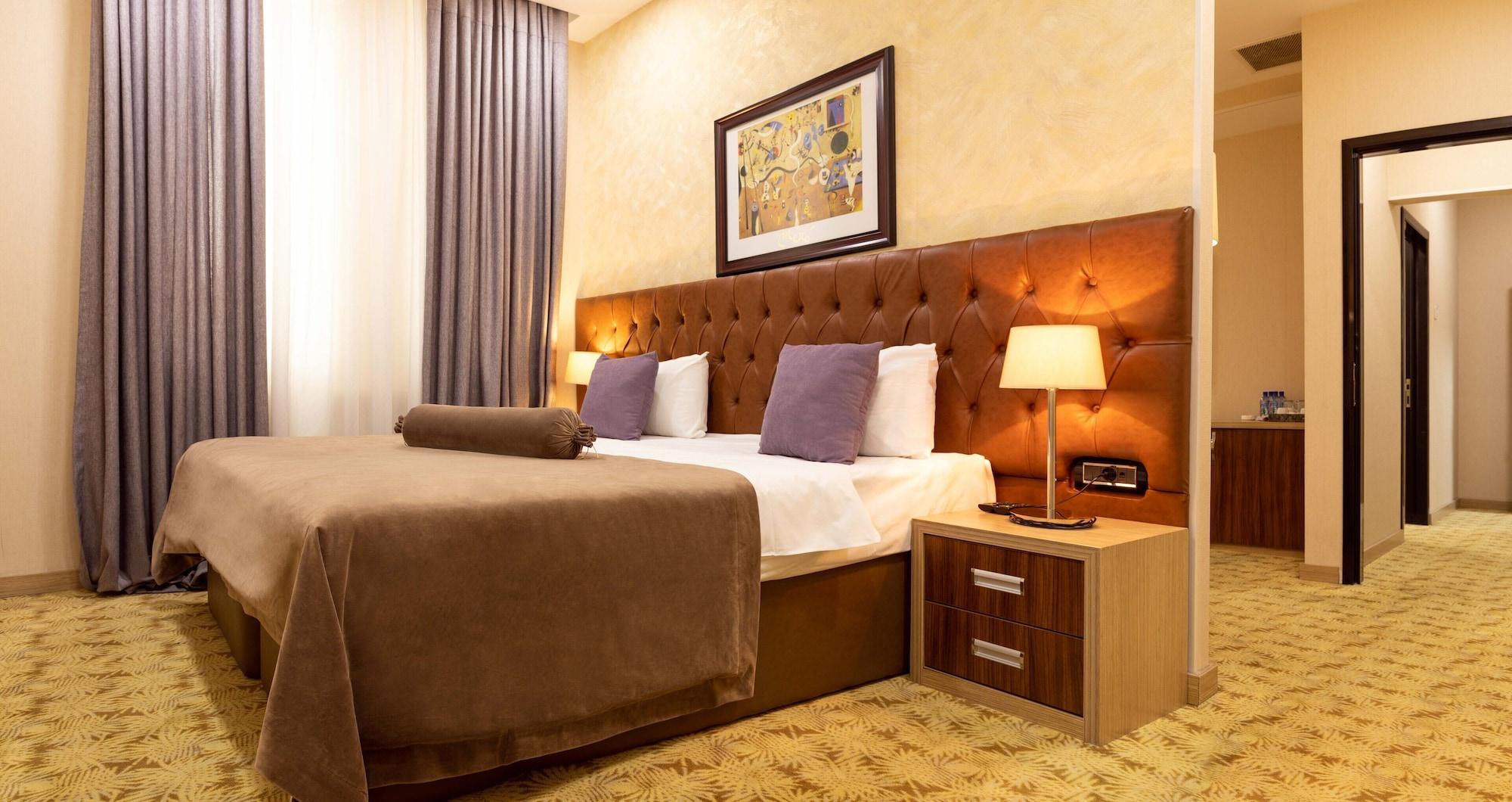 West Shine Hotel Baku Ngoại thất bức ảnh
