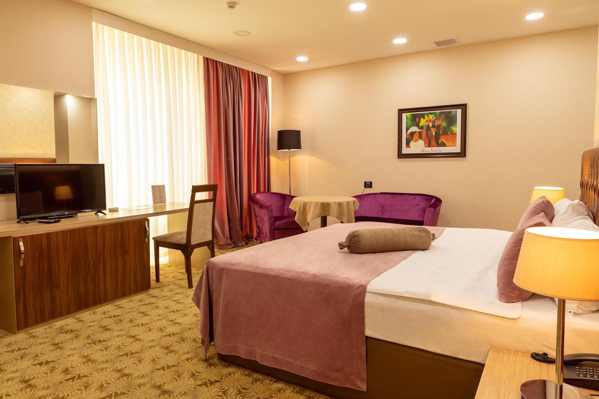 West Shine Hotel Baku Ngoại thất bức ảnh