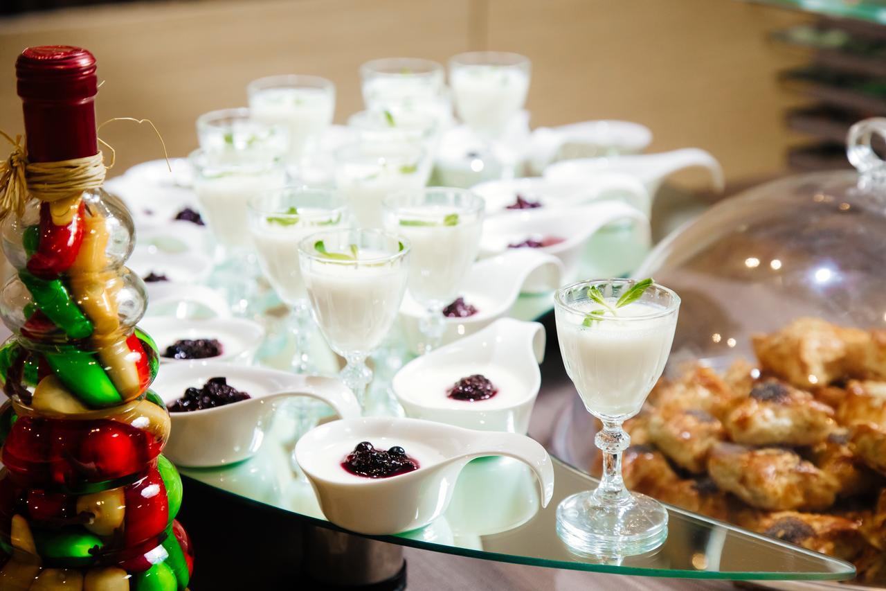 West Shine Hotel Baku Ngoại thất bức ảnh