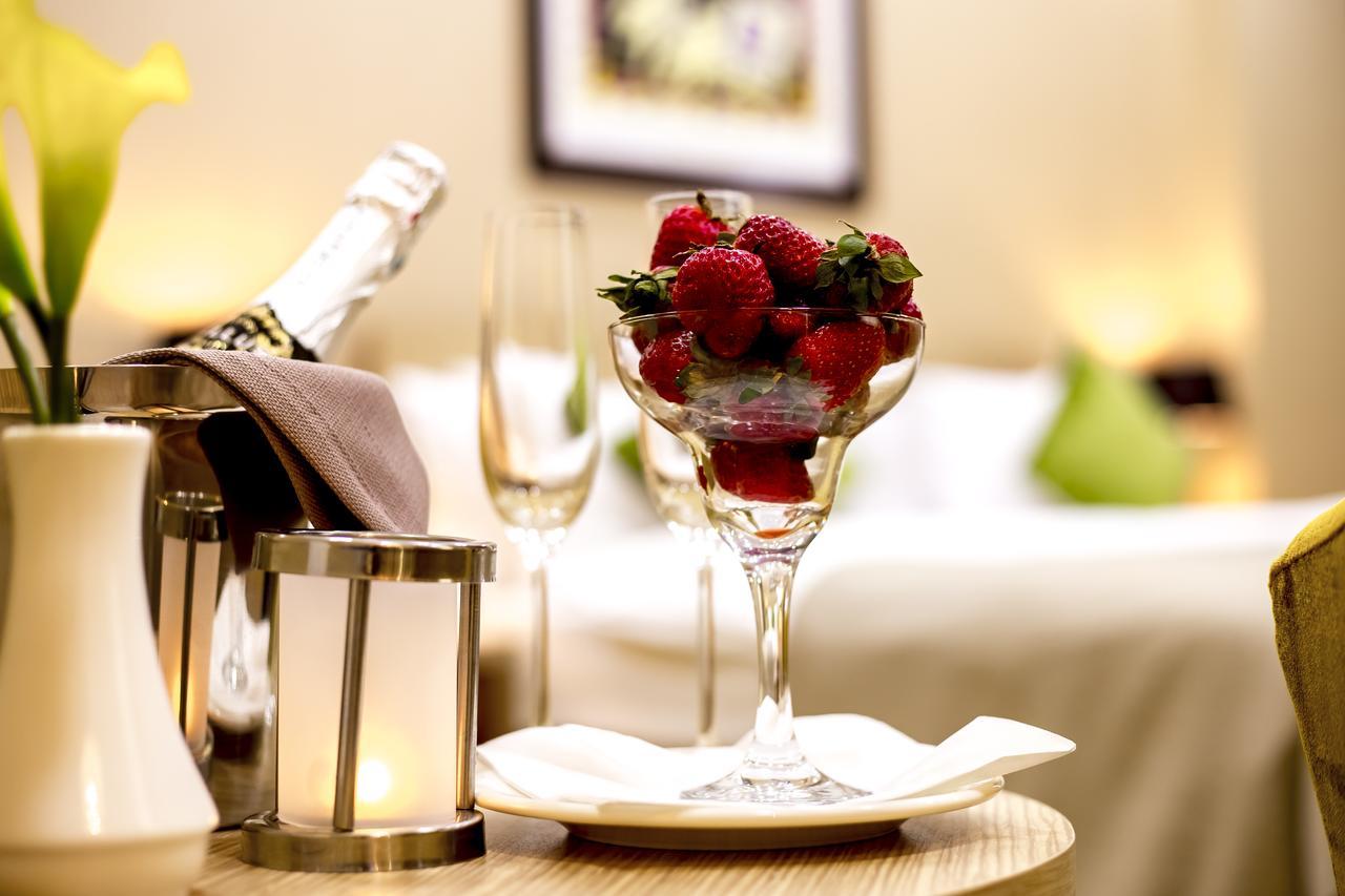 West Shine Hotel Baku Ngoại thất bức ảnh